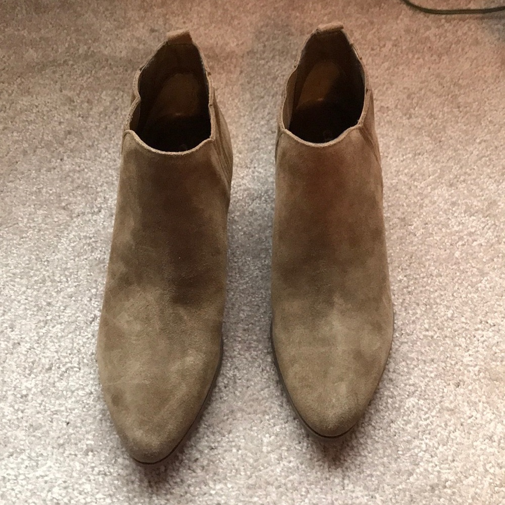 Tan Crown Vintage Ankle Booties